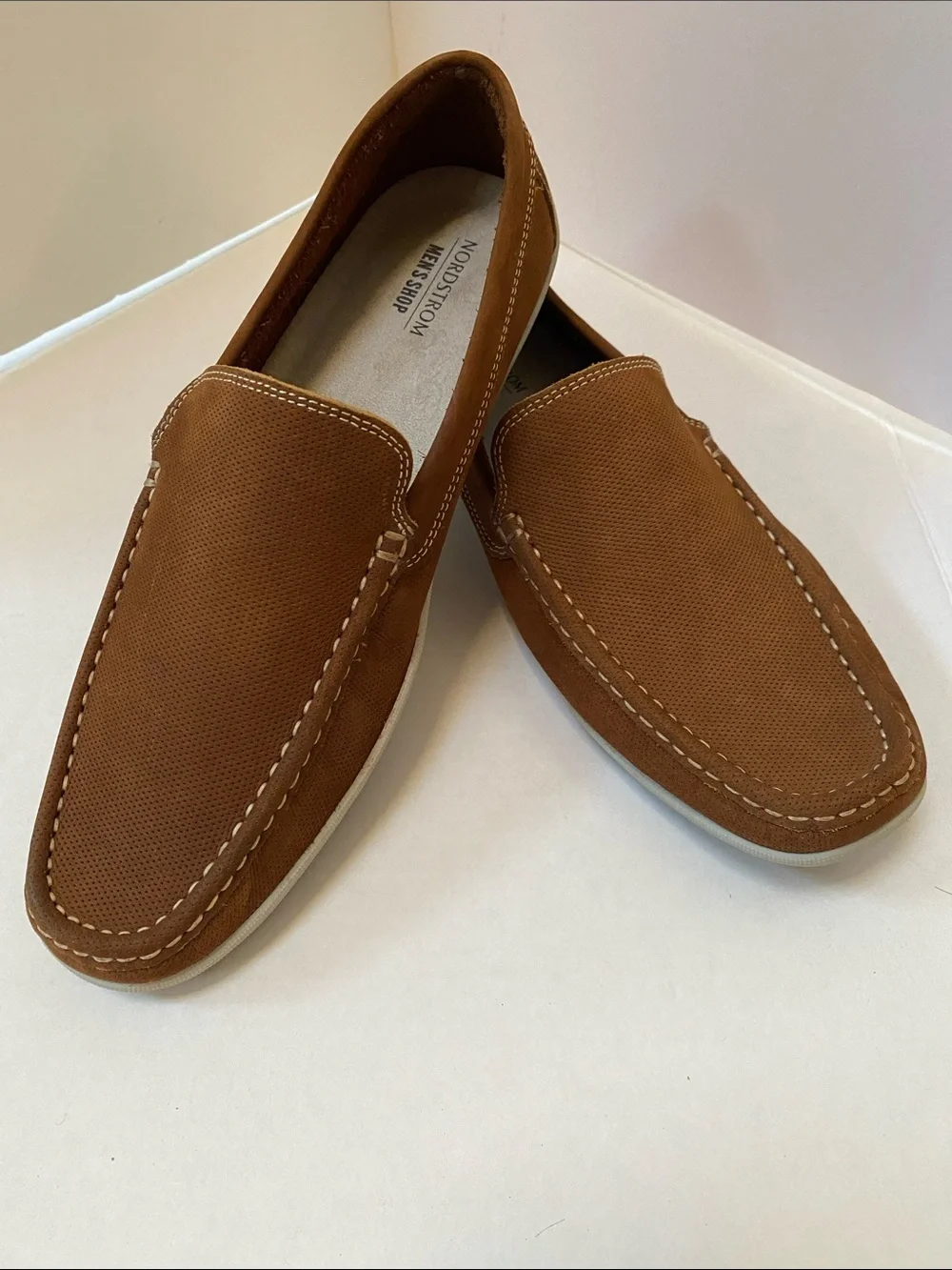 NWOT Nordstrom Men’s Tan Leather Slip-On Driving Round Toe Casual Moc Loafers 11